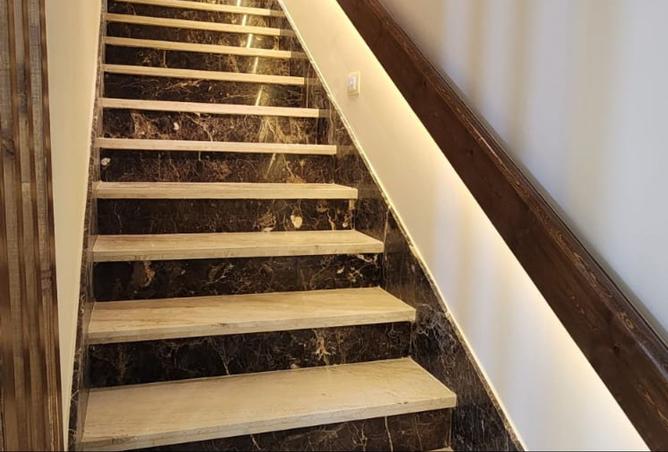 8381027 - Property Image 3