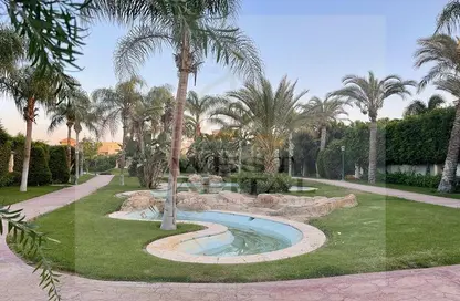 Villa - 5 Bedrooms - 4 Bathrooms for sale in Greens - 6th District - Sheikh Zayed City - Giza