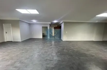 Office Space - Studio - 3 Bathrooms for rent in Degla Square - Degla - Hay El Maadi - Cairo