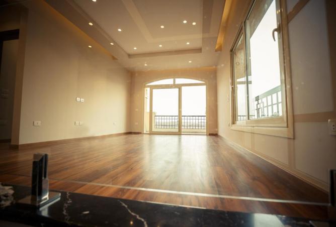 8442948 - Property Image 2