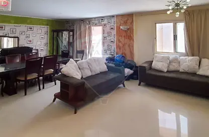 Apartment - 3 Bedrooms - 1 Bathroom for sale in Smouha - Hay Sharq - Alexandria