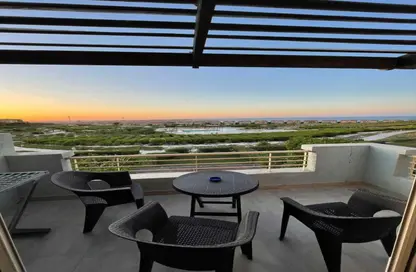 Chalet - 3 Bedrooms - 2 Bathrooms for rent in Telal Alamein - Sidi Abdel Rahman - North Coast