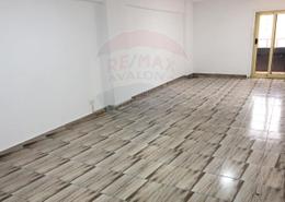 Apartment - 2 bedrooms - 1 bathroom for للايجار in Stanley - Hay Sharq - Alexandria