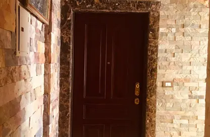 Apartment - 2 Bedrooms - 1 Bathroom for sale in 11th District - Sheikh Zayed City - Giza