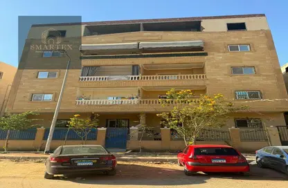 Apartment - 3 Bedrooms - 2 Bathrooms for sale in 4th Neighborhood - 4th Area - Shorouk City - Cairo