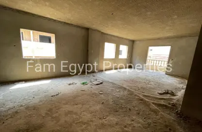Apartment - 3 Bedrooms - 2 Bathrooms for sale in North Lotus - El Lotus - New Cairo City - Cairo