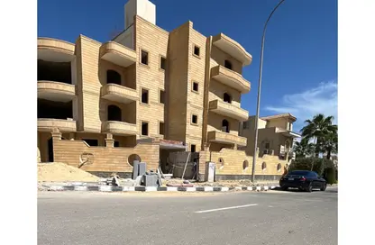 فيلا - 8 غرف نوم - 8 حمامات للبيع في طريق غرب سوميد - غرب سوميد - مدينة 6 أكتوبر - الجيزة