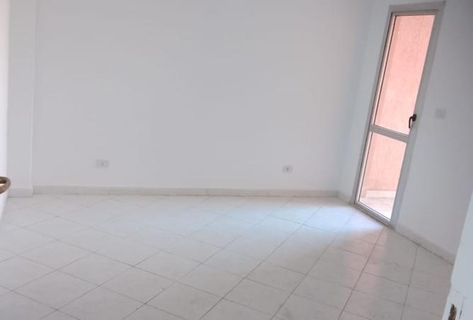 8313612 - Property Image 3