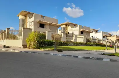 Villa - 4 Bedrooms - 4 Bathrooms for rent in Royal City - Sheikh Zayed Compounds - Sheikh Zayed City - Giza