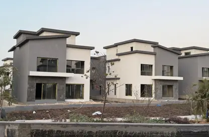 Villa - 3 Bedrooms - 3 Bathrooms for sale in Creek Town - The 1st Settlement - New Cairo City - Cairo