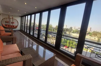 Apartment - 4 Bedrooms - 3 Bathrooms for sale in Nile St. - Dokki - Giza