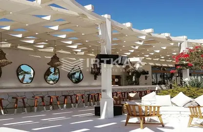 شاليه - 2 غرف نوم - 2 حمامات للبيع في ازها الساحل الشمالي - راس الحكمة - الساحل الشمالي