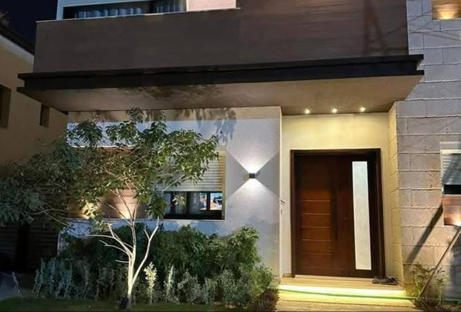 8188038 - Property Image 3