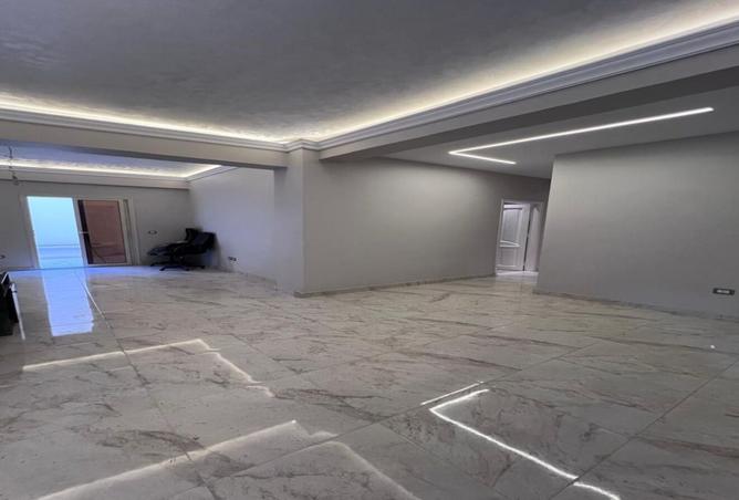 8387742 - Property Image 2