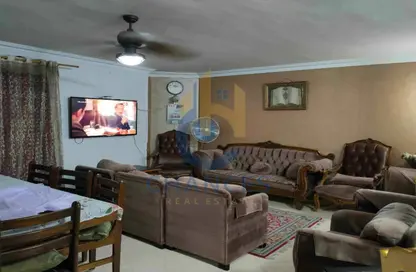 Apartment - 2 Bedrooms - 2 Bathrooms for sale in Al Laselky St. - El Laselky - New Maadi - Hay El Maadi - Cairo
