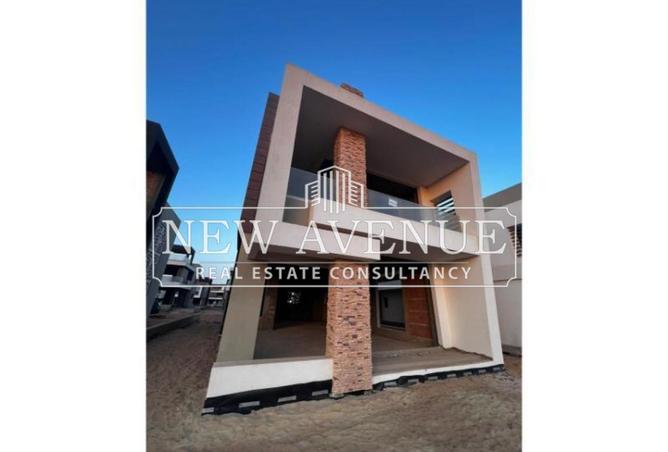 8365933 - Property Image 2