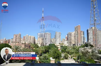Apartment - 3 Bedrooms - 2 Bathrooms for sale in Mostafa Fahmy St. - Glim - Hay Sharq - Alexandria