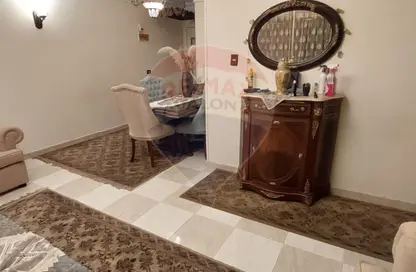 Apartment - 3 Bedrooms - 2 Bathrooms for sale in Al Nasr St. (Adel abou Zahra St. ) - Smouha - Hay Sharq - Alexandria