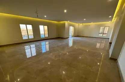 شقة - 3 غرف نوم - 2 حمامات للايجار في شارع الجزيرة - المستثمرين الجنوبية - مدينة القاهرة الجديدة - القاهرة