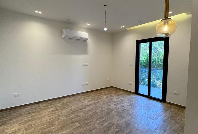 8232928 - Property Image 3