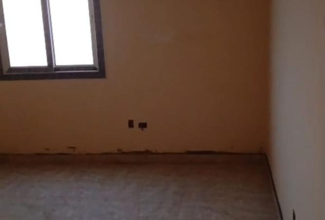 8482101 - Property Image 3