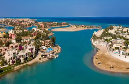 Chalet - 2 Bedrooms - 2 Bathrooms for sale in Swan Lake Gouna - El Gouna - Hurghada - Red Sea