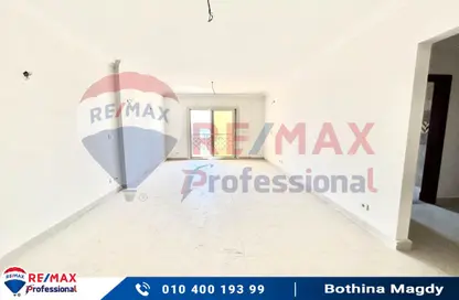 Apartment - 3 Bedrooms - 3 Bathrooms for rent in Vee Sawari - Waterfront - Sawary - Alexandria Compounds - Alexandria