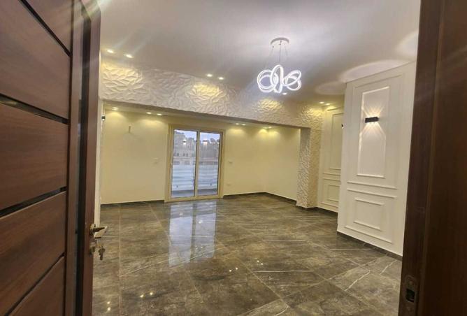 8024941 - Property Image 3