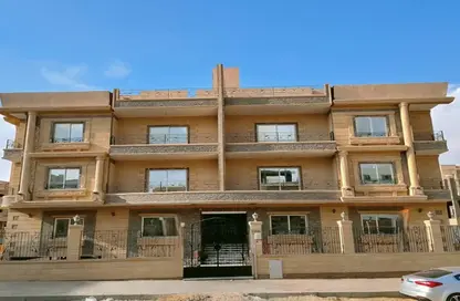 شقة - 3 غرف نوم - 2 حمامات للبيع في حى القرنفل - التجمع الخامس - مدينة القاهرة الجديدة - القاهرة