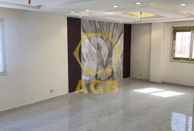 7808222 - Property Image 2