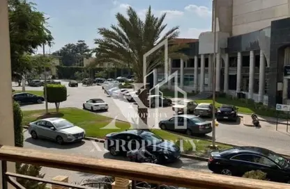 Villa - 3 Bedrooms - 2 Bathrooms for sale in Hadayek Al Mohandessin - 4th District - Sheikh Zayed City - Giza