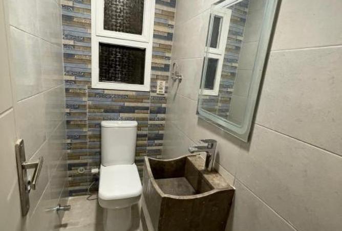 8300011 - Property Image 2