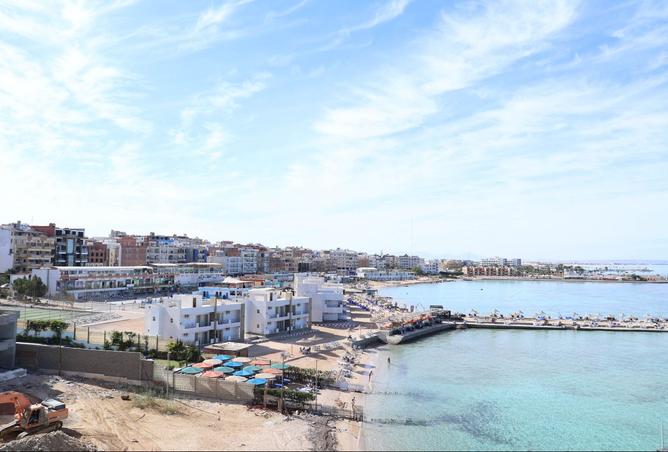 8206087 - Property Image 2