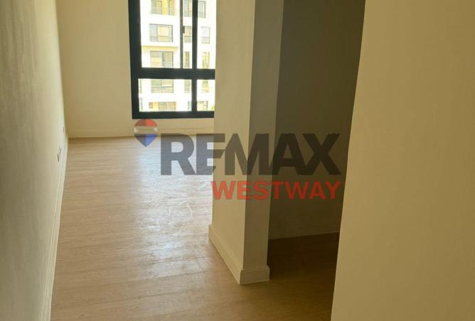 8371011 - Property Image 3