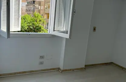 Apartment - 2 Bedrooms - 1 Bathroom for sale in Mostafa Al Nahas St. - 6th Zone - Nasr City - Cairo