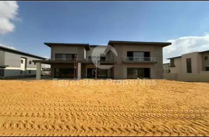 Villa - 5 Bedrooms - 5 Bathrooms for sale in Swan Lake Residence - 5th Settlement Compounds - The 5th Settlement - New Cairo City - Cairo