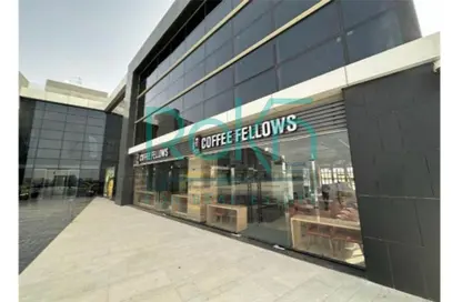 محل - استوديو - 2 حمامات للايجار في ويست مارك - محور 26 يوليو - مدينة 6 أكتوبر - الجيزة