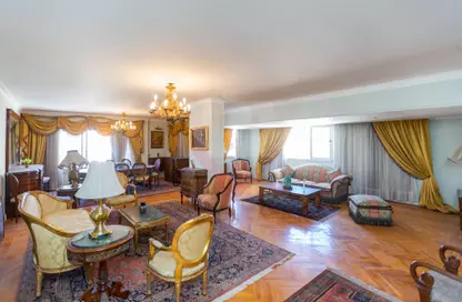 Apartment - 3 Bedrooms - 4 Bathrooms for sale in Roushdy St. - Roushdy - Hay Sharq - Alexandria