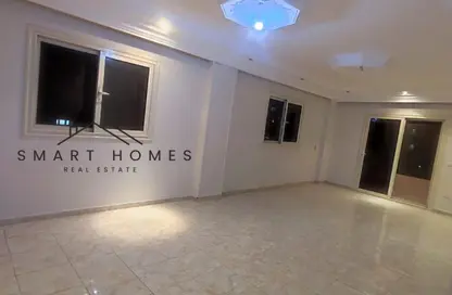 شقة - 3 غرف نوم - 2 حمامات للايجار في المستثمر الصغير - الحي العاشر - الشيخ زايد - الجيزة