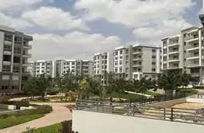 Apartment - 3 Bedrooms - 3 Bathrooms for sale in Hyde Park - 5th Settlement Compounds - The 5th Settlement - New Cairo City - Cairo