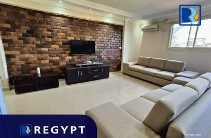 Apartment - 2 Bedrooms - 2 Bathrooms for rent in Sarayat Al Maadi - Hay El Maadi - Cairo