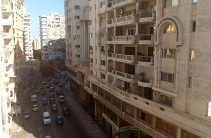شقة - 3 غرف نوم - 2 حمامات للبيع في مصطفي كامل - حي شرق - الاسكندرية