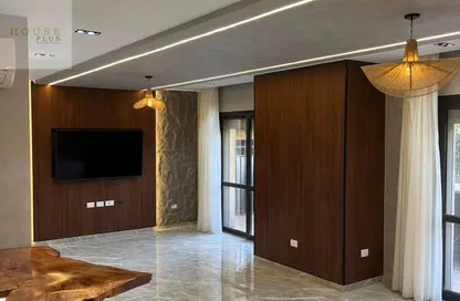 شقة - 3 غرف نوم - 3 حمامات للايجار في ذا كورت ياردز - كمبوندات الشيخ زايد - الشيخ زايد - الجيزة