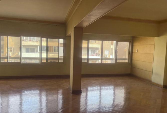 8373701 - Property Main Image