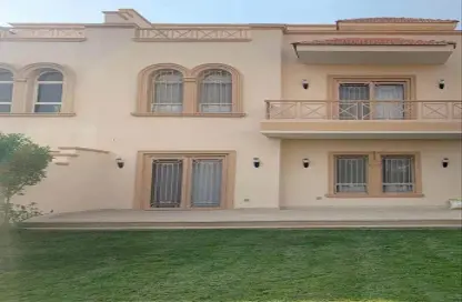 Villa - 3 Bedrooms - 3 Bathrooms for rent in Greens - 6th District - Sheikh Zayed City - Giza