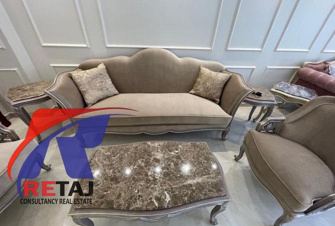 8222066 - Property Image 2