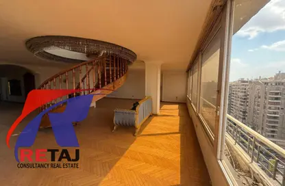 (بنتهاوس  (روف - 6 غرف نوم - 4 حمامات للبيع في شارع عباس العقاد - المنطقة الأولى - مدينة نصر - القاهرة