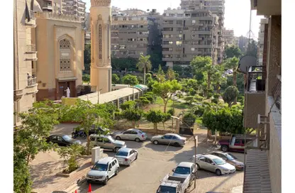 شقة - 3 غرف نوم - 2 حمامات للبيع في شارع محمد احمد ابراهيم - المنطقة الثامنة - مدينة نصر - القاهرة