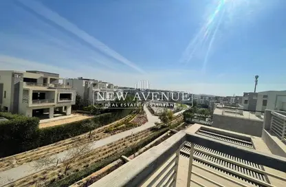 Villa - 3 Bedrooms - 3 Bathrooms for sale in New Giza - Cairo Alexandria Desert Road - 6 October City - Giza