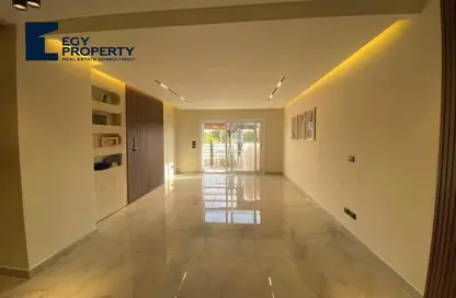 Apartment - 2 Bedrooms - 3 Bathrooms for sale in Hyde Park - 5th Settlement Compounds - The 5th Settlement - New Cairo City - Cairo